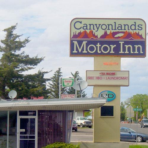 Canyonlands Motor Inn Монтичелло Экстерьер фото