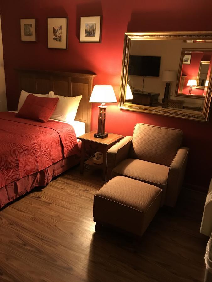 Canyonlands Motor Inn Монтичелло Экстерьер фото